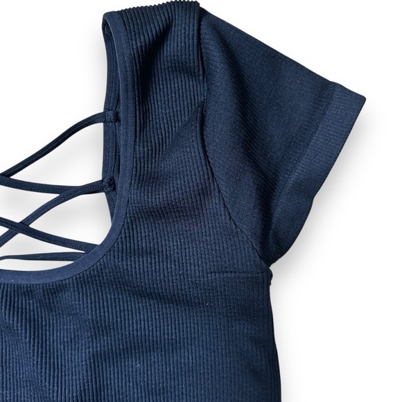 Aerie Ribbed Short Sleeve Cropped Scoop Neck Black Crossover Back Tee Top S - Picture 2 of 5